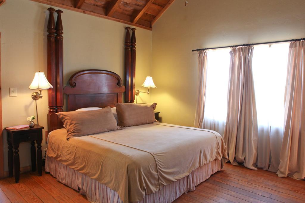 Hoffman Haus Bed and Breakfast Fredericksburg Buitenkant foto